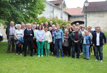 Une quarantaine de bénévoles participent à la promotion du cognac Grande Champagne avec les Sites Remarquables du Goût.