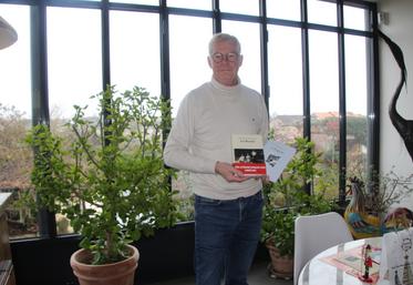 Philippe Bouteiller a déjà signé deux ouvrages : Les Blondel et l'Esquinté.