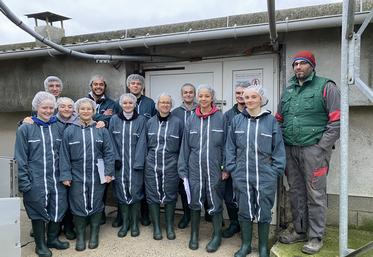 La classe de PA 1 de Melle réalise une semaine de travaux pratiques chez Xavier Rivault, par demi-groupe.