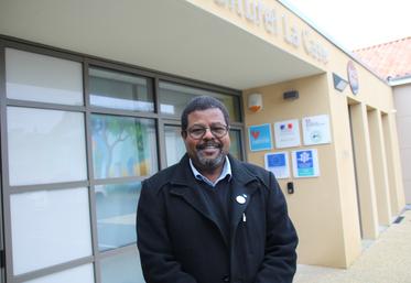 Faïz Aganaye sera ce mercredi 31 janvier à partir de 17h, place du Maréchal Leclerc de Poitiers dans le cadre de la mobilisation nationale pour demander le déblocage d'un fonds d'urgence pour les centres socioculturels.