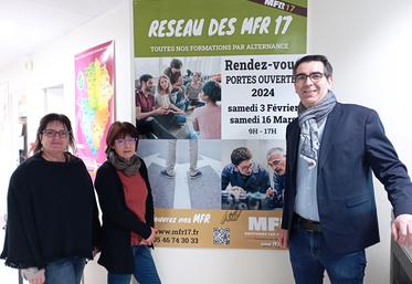 Christophe Richard, directeur de la fédération départementale avec à ses côtés Joceline Méry, comptable et Véronique Peuziat, assistante de direction.