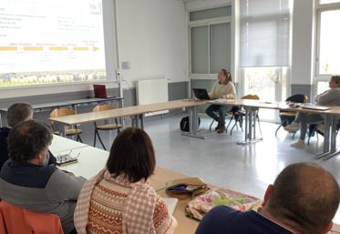Pénélope Fournier, directrice de l'organisme de sélection Moutons vendéens, a présenté les résultats d'une étude montrant les atouts techniques et économiques de la sélection.