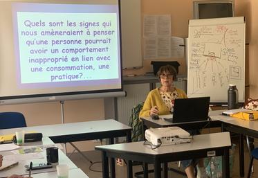 Brigitte Legay a animé cette formation sur les addictions vendredi 22 mars à Saint-Jean-d'Angély.