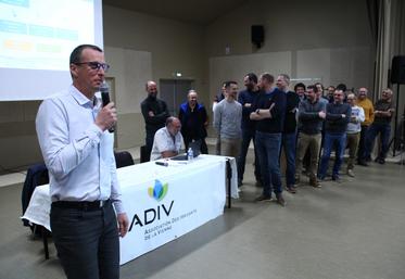 "Les études Hmuc nous enlèvent du volume en été, avec des seuils deux fois plus restrictifs sur plusieurs cours d'eau", déplore Nicolas Giraud.