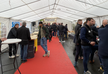 Pour la deuxième édition de ce rendez-vous des éleveurs, le salon se tenait sous 500 m2 de tivoli.