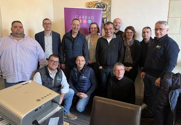 Les 12 premiers membres du club Carbao du loudunais se réunissent un jeudi sur deux.