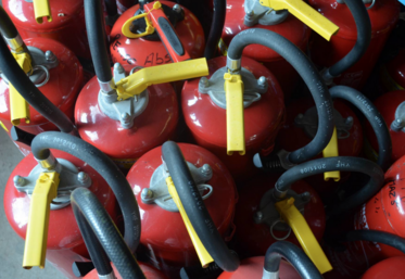 Il est conseillé de se rapprocher de son assureur pour connaître ses exigences en matière d'équipements d'extincteurs.