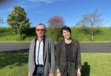 Anne-Laure Torrésin, directrice générale du réseau MSA national, avait fait le déplacement (ici aux côtés du président de la MSA POITOU, l'éleveur Jean-Marie Gautier).