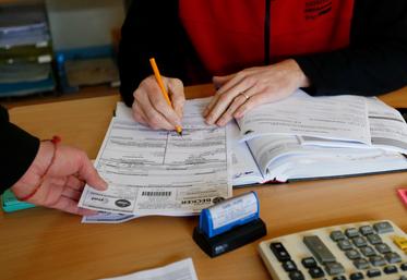 Ce prêt d'honneur, d'un montant compris entre 5 000 et 20 000 €, remboursable sur une durée de 3 à 7 ans, avec une possibilité de différé de 9 mois, attribué en complément d'un prêt bancaire d'un montant au moins équivalent, joue un rôle déterminant vis-à-vis des banques. Pour enclencher une démarche, il sera nécessaire de monter un dossier de présentation puis de passer devant un comité, composé des membres partenaires au dispositif.