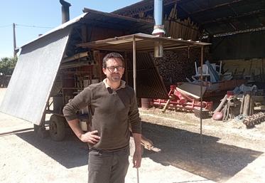 Ce congrès intervient alors que la demande en distillation se porte bien. "On a fait une bonne saison cette année en Charente-Maritime", témoigne Georges Magny. "C'est pour ça qu'il faut qu'on communique sur notre métier en expliquant que tout le monde a le droit de distiller pour sa consommation personnelle."