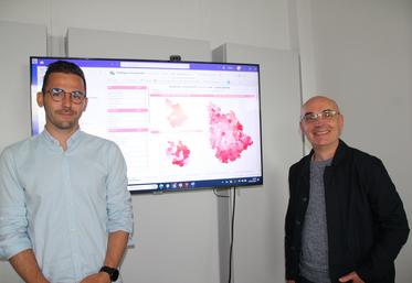 Alain Têtedoie, directeur de la Caf de la Vienne (à droite) et Damien Mazoué-Guillard, responsable départemental de l'action sociale animeront les rencontres de Territoires.