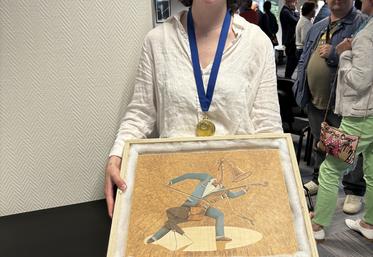 Rozen Pineau a décroché la médaille d'or départementale avec cette création, et concourt à l'échelon national ce 8 juin.