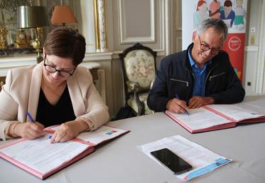 À partir du 1er juillet, Le Ressort va collecter le matériel informatique recensé par le Département.