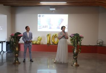 "Même si nos activités se diversifient, nous restons présents pour les vins et spiritueux", précise Lux Lingua.