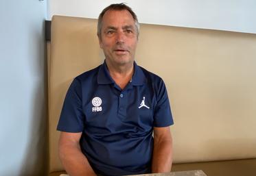 Pour Alain Salmon, vice-président de la fédération française de basket, "l'enjeu est que les clubs puissent accueillir tout le monde"