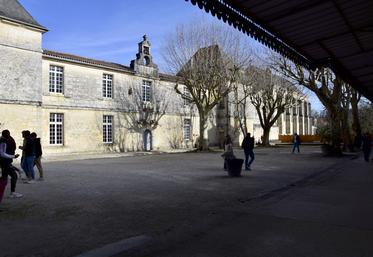 L'Institut de Richemont est installé sur le site historique de l'Ancien Séminaire.
