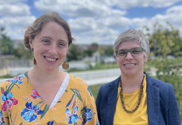 Karine Laroche, Déléguée régionale (à droite) accompagnée de Stéphanie Couvreur, son adjointe