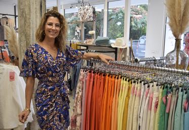 Élodie Tevenin-Meoule est gérante d'une boutique de prêt-à-porter : "le Dressing d'en bas".