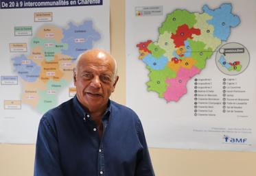 Jean-Michel Bolvin, président de l'Association des maires de Charente.