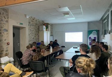 La réunion sur la FCO et la MHE s'est tenue à Saint-Maurice-des-Lions, en Charente limousine, en présence d'une dizaine d'éleveurs.
