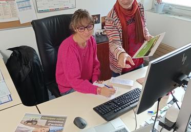 Géraldine Veyssiot et Martial Pouzet sont en charge du département installation/transmission de la Chambre d'agriculture de la Charente.