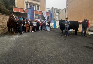 De nombreux partenaires de la Ferme s'Invite étaient présents à la conférence de presse d'annonce.