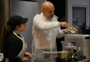 Thomas Ricard, sous préfet de Montmorillon a œuvré en pâtisserie.