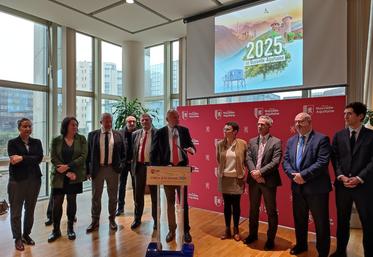 Répondant sur les retenues de substitution, Alain Rousset a réaffirmé son accord avec le projet, avant d'ajouter que " la véritable problématique concerne l'eau potable ".