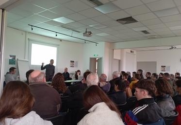 Près de 70 éleveurs sont venus s'informer sur la MHE et la FCO3 et 8.