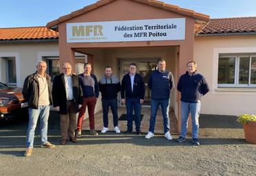 Les représentants des MFR du Poitou et de la FdCuma 79 se sont réunis mercredi 15 janvier pour préparer la journée de présentation du modèle Cuma, qui aura lieu le 11 février à la Cuma La Fontaine, à Sainte-Gemme.