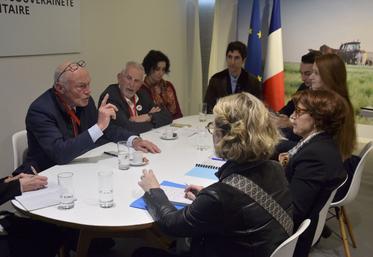 Alain Rousset s'est entretenu avec la ministre de l'Agriculture, Annie Genevard, lors du salon de l'agriculture.