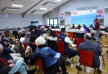Les organisateurs ont choisi de mettre en avant les éleveuses du département pendant le salon.
