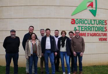 Le nouveau bureau de la Chambre compte 9 membres.