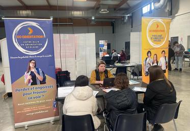 Go Orientation est présent lors de salons liés à la formation.