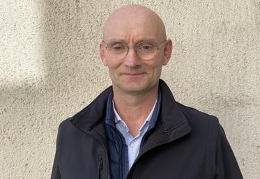 Samuel Hérault, éleveur à Nueil-les-Aubiers et président de Capr'Inov.