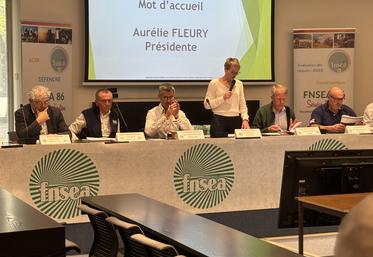 Aurélie Fleury a rappelé l'importance de continuer "à défendre nos exploitations et nos valeurs".
