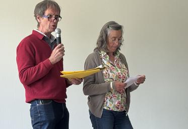 Pascal Clerc et Henriette Goyeau (présidente de Chanvre 16) sont exploitants à Pérignac.