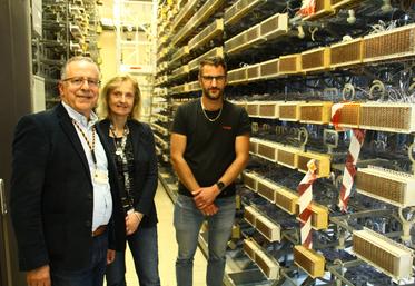 Le plan de fermeture du réseau cuivre a été mis en place par Orange sous la surveillance de l'Autorité de régulation des télécoms, expliquent les responsables d'Orange Nouvelle-Aquitaine.