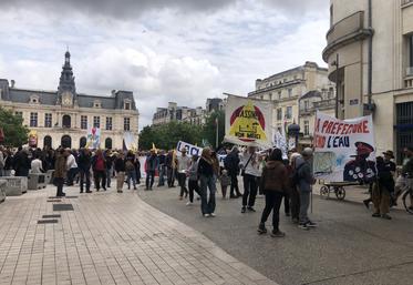 Bassines non merci défend les 13 M de m3 prélevables inscrits dans l'étude Hmuc.