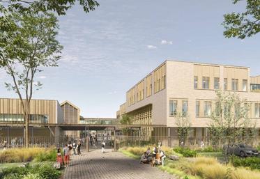 L'entrée du collège de Parthenay sur le site du Marchioux. L'établissement, qui va garder une partie du bâti existant, accueillera à la fin des travaux, vers 2030, la totalité des collégiens de la ville, soit une capacité de 700 places. Le coût des travaux est estimé à 24,6 millions d'euros.