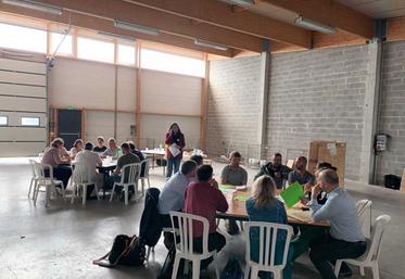 18 participants se sont retrouvés lors du rendez-vous de juin 2025. Parmi eux, des professionnels de la métallurgie, de la menuiserie, de la pharmacie... 45 pistes d'échanger des matériaux ont été identifiées. 38 rendez-vous d'affaires entre ces mêmes entreprises ont ensuite permis d'affiner ces pistes.