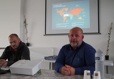 À droite : le P.-D.G. Yannick Masmondet, P.-D.G., aux côtés de son associé Thierry Laplaige.