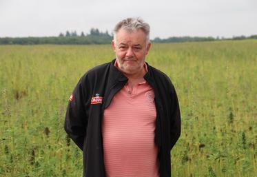 L'objectif de la demi-journée était d'inciter les agriculteurs à se tourner vers la culture du chanvre, comme l'a fait Jean-Frédéric Granger.