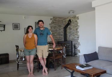 Sophie et Julien Jamet ouvrent les portes de leur exploitation maraîchère au sein de leur gîte de 6 personnes.