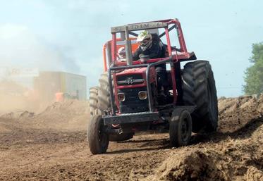 Près de 25 tracteurs de l'association National Tracto Cross assureront le spectacle le 31 août.