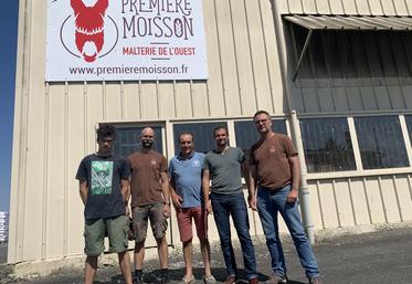 La petite équipe de la Malterie de l'Ouest.