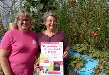 Nathalie Epagneaud et Magalie Vinet de la Commission des agricultrices FNSEA-JA 17, organisatrice de l'évènement.