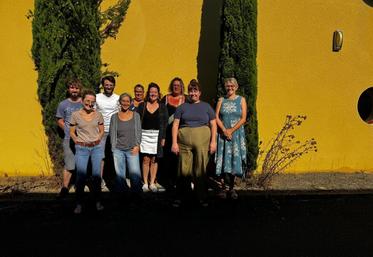 9 des 13 membres des producteurs 86.