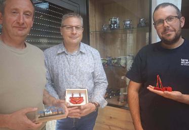 Les passionnés organisateurs de l'association Agriculture en miniature.