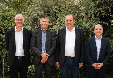 Éric Forin, Directeur général de Terrena, Olivier Chaillou, Président de Terrena, Bernard Guillard, Président d'Agrial et Julien Heillaut, Directeur général d'Agrial.